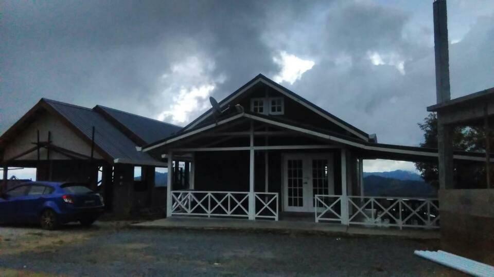 Dongorit Cabin House 1 Kampong Kundassan المظهر الخارجي الصورة